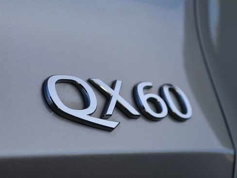 Certified 2025 INFINITI QX60 Sensory w/ Vision Package AWD/4WD image 39