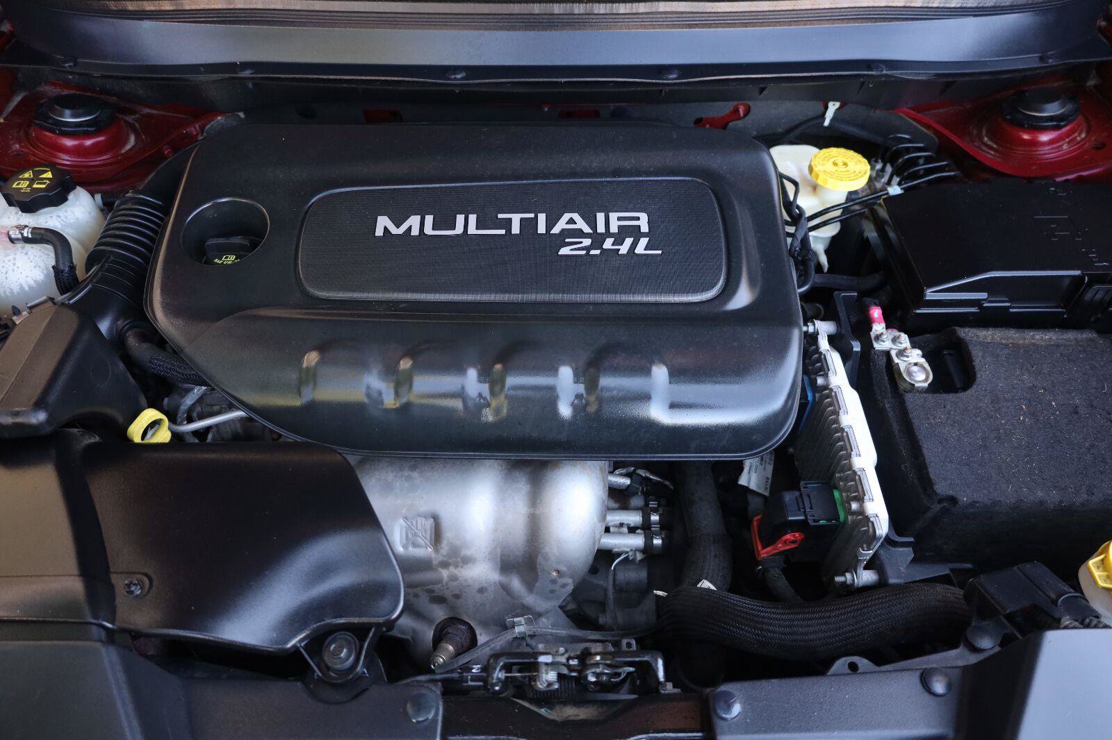 Used 2014 Jeep Cherokee Sport FWD image 14