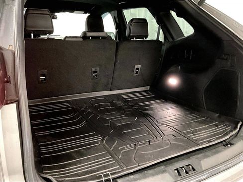 Certified 2022 Ford Edge ST image 33