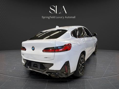 Used 2024 BMW X4 xDrive30i w/ Premium Package AWD/4WD image 7