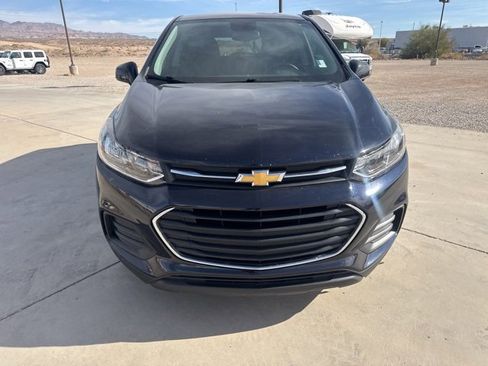 Used 2021 Chevrolet Trax LS w/ Tint and Cruise Package image 7