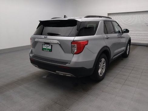 Used 2024 Ford Explorer XLT w/ Equipment Group 202A RWD image 9