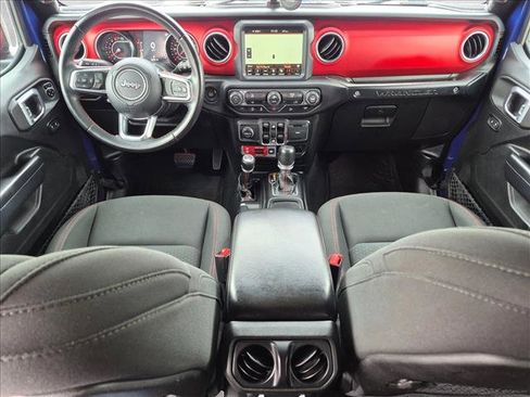 Used 2018 Jeep Wrangler Unlimited Rubicon AWD/4WD image 17