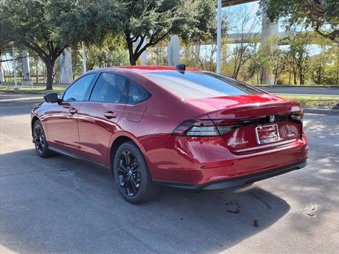 New 2025 Honda Accord SE image 2