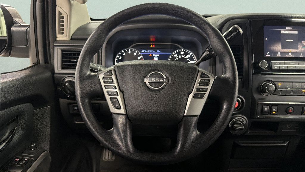 Used 2024 Nissan Titan SV AWD/4WD image 38
