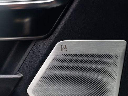 Used 2024 Ford F150 Platinum w/ FX4 Off-Road Package image 20