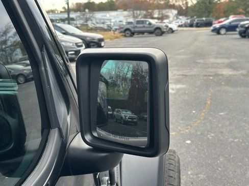 Used 2019 Jeep Wrangler Unlimited Sport S image 11