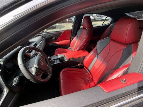 Used 2021 Lexus ES 350 F Sport image 4