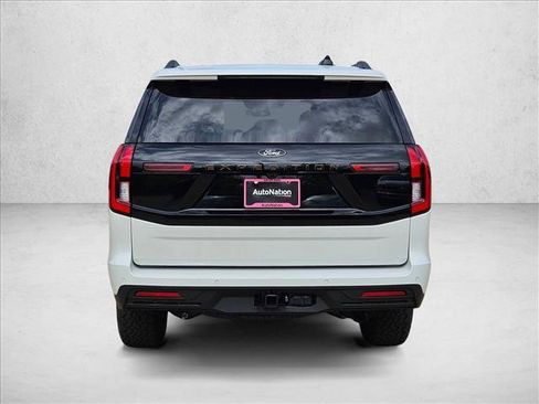 New 2026 Ford Expedition Tremor image 8