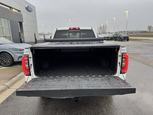 Used 2017 GMC Sierra 1500 SLT image 39