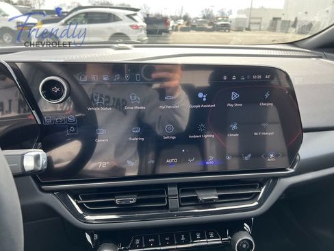 New 2026 Chevrolet Equinox EV RS AWD/4WD image 33
