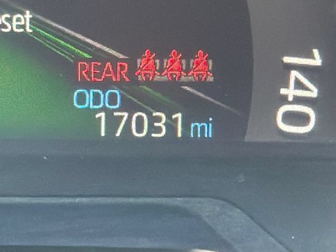 Used 2025 Toyota RAV4 LE AWD/4WD image 19