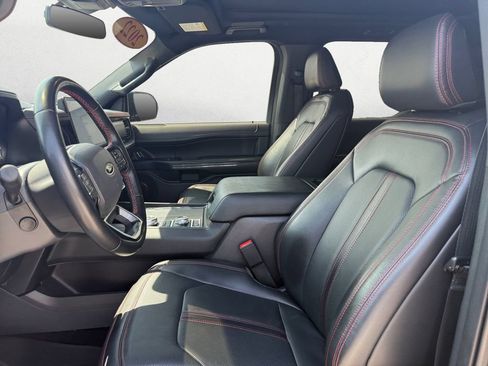 Used 2022 Ford Expedition Max Limited AWD/4WD image 9