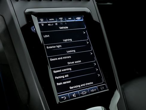 Used 2020 Lamborghini Huracan EVO image 38