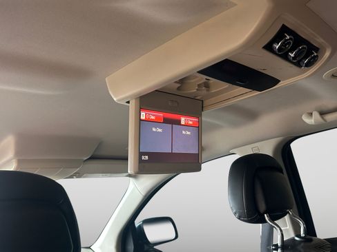 Used 2019 Dodge Journey Crossroad w/ Navigation Group FWD image 24