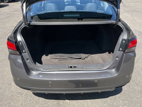 Used 2025 Nissan Versa SV FWD image 29