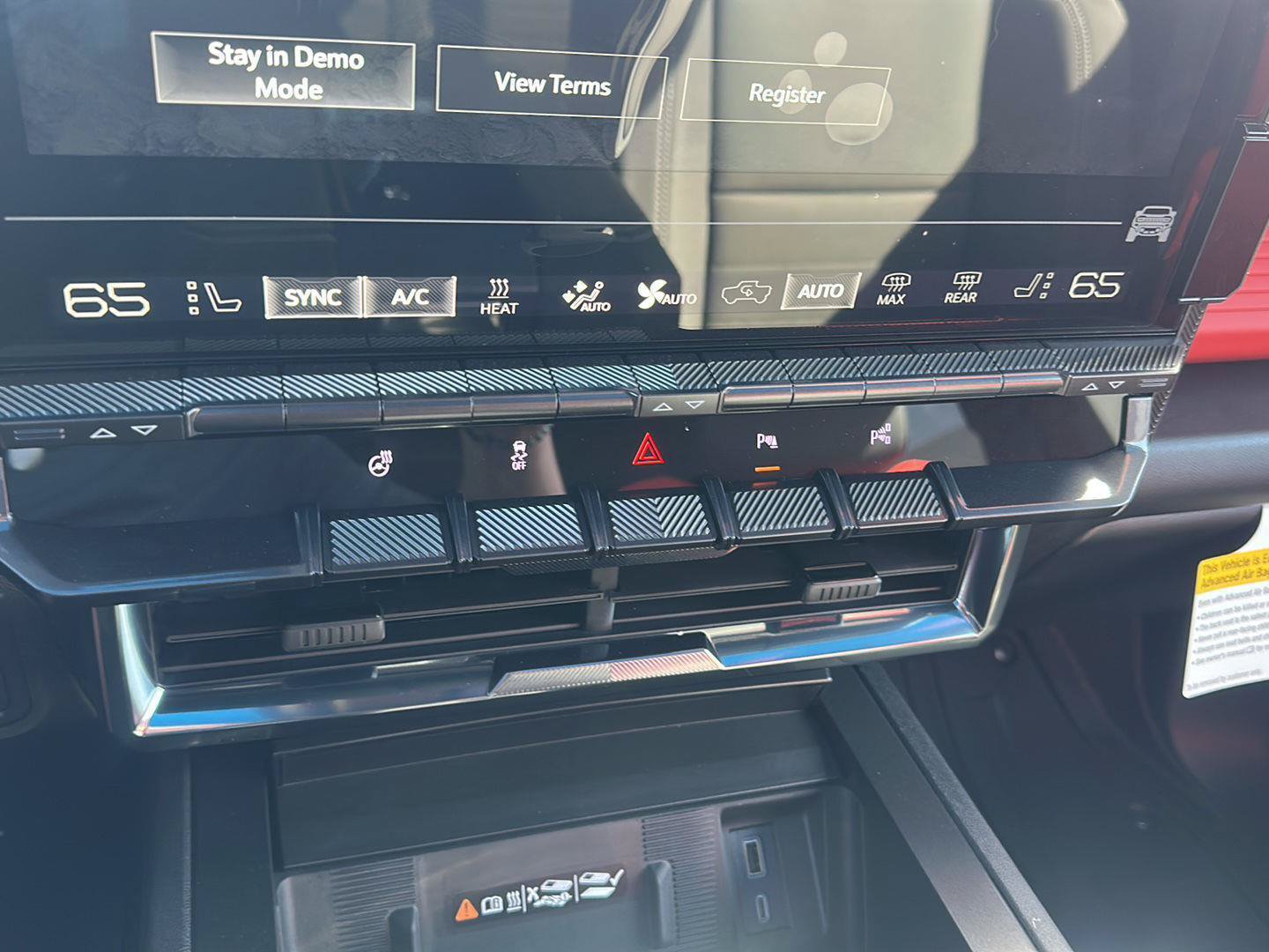 New 2026 GMC Hummer EV 3X w/ Carbon Fiber Edition Package AWD/4WD image 4