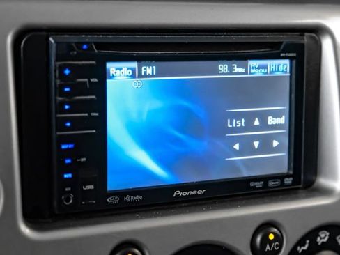 Used 2010 Toyota FJ Cruiser 2WD w/ Convenience Pkg image 23