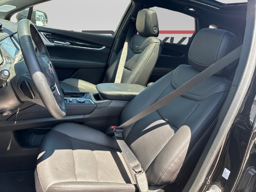 Used 2026 Cadillac XT5 Premium Luxury w/ Driver Assist Package FWD image 11