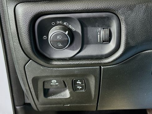 Used 2022 RAM 1500 Big Horn image 16