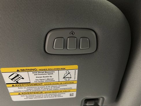 New 2026 Ford F250 Lariat w/ Black Appearance Package image 28