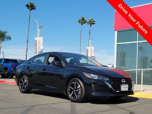 Used 2025 Nissan Sentra SV FWD image 29