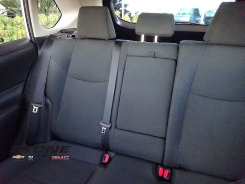 Used 2021 Toyota RAV4 LE w/ Carpet Mat Package (TMS) image 14