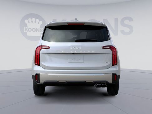 New 2025 Kia Telluride S image 7