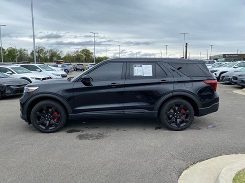 Used 2022 Ford Explorer ST w/ ST High-Performance Pack AWD/4WD image 4