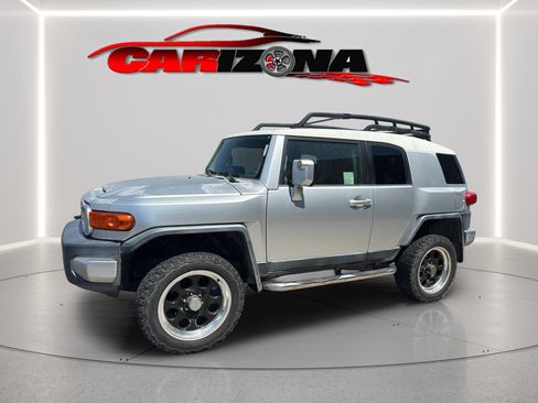 Used 2007 Toyota FJ Cruiser 4WD w/ Upgrade Pkg 1 image 11