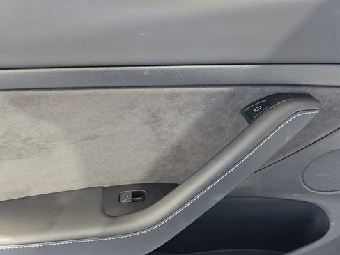 Used 2023 Tesla Model 3 Standard Range RWD image 10