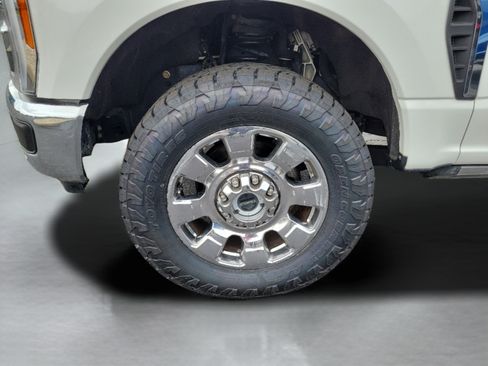 Used 2023 Ford F250 King Ranch w/ Chrome Package AWD/4WD image 30