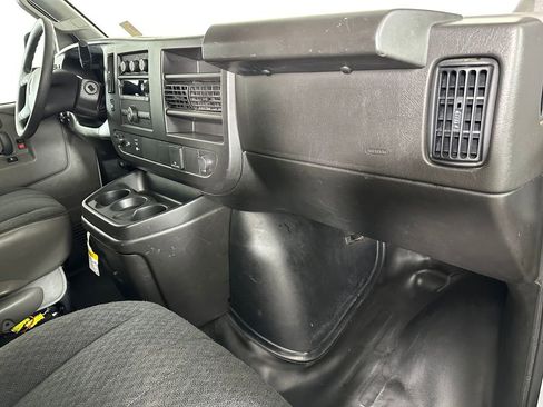 Used 2024 GMC Savana 2500 w/ Driver Convenience Package RWD image 22