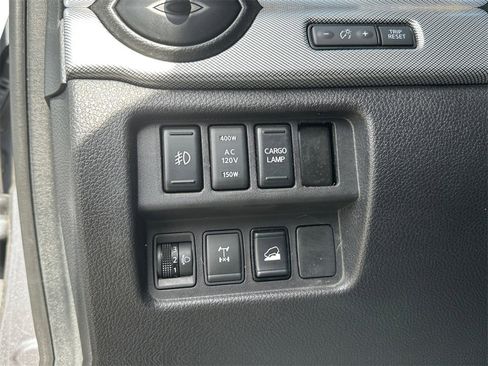 Used 2018 Nissan Titan PRO-4X w/ Pro-4x Utility Package image 31