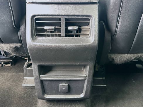 Used 2019 Ford Edge SEL w/ Equipment Group 201A image 16