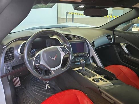 Used 2019 Chevrolet Corvette Stingray Coupe w/ Carbon Flash Badge Package RWD image 6