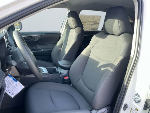 New 2025 Toyota RAV4 LE image 9