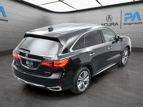 Used 2017 Acura MDX w/Technology/Entertainment Pkg image 39