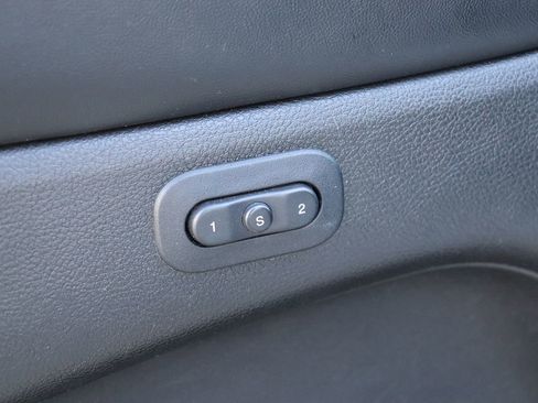 Used 2019 Jeep Grand Cherokee Limited image 43