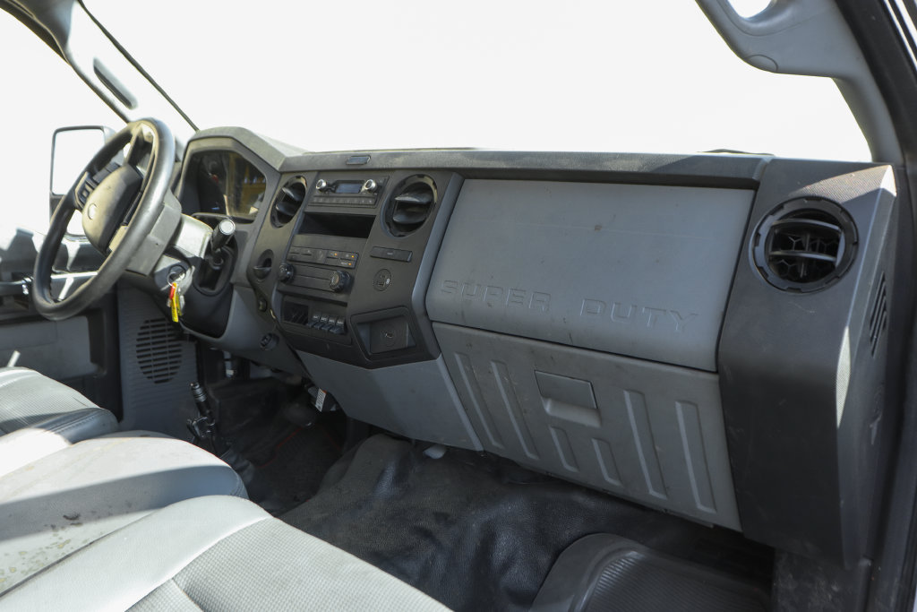 Used 2022 Ford F650 2WD Crew Cab Super Duty image 37