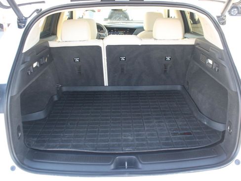 Used 2022 Buick Envision Avenir w/ Safety Package image 10