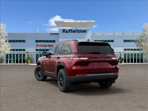 New 2026 Jeep Grand Cherokee Altitude AWD/4WD image 3