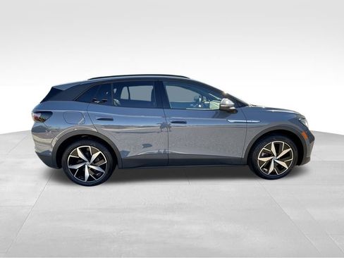 Used 2023 Volkswagen ID.4 S image 6