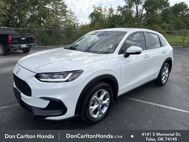 Used 2025 Honda HR-V LX image 3