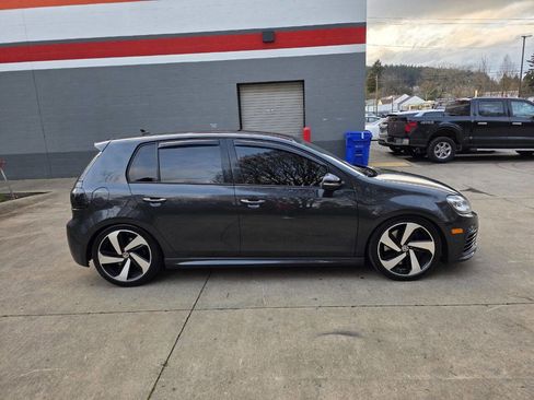 Used 2012 Volkswagen Golf R 4-Door image 5