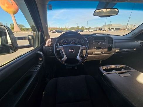 Used 2013 GMC Sierra 2500 SLE w/ SLE Preferred Package image 13