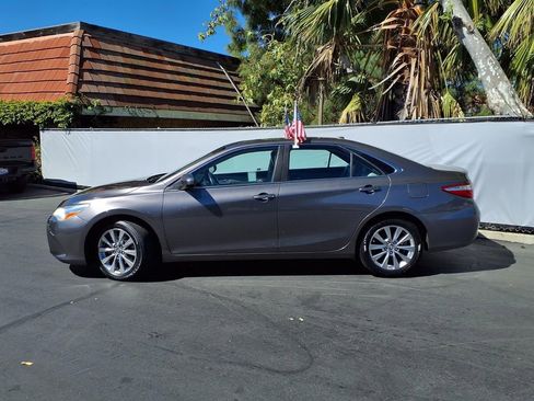 Certified 2017 Toyota Camry XLE w/ Moonroof Package image 3