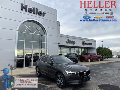 Used 2019 Volvo XC60 T5 Momentum w/ Multimedia Package