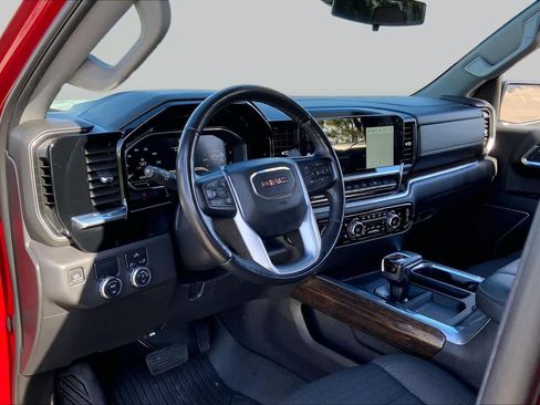 Used 2022 GMC Sierra 1500 Elevation RWD image 17