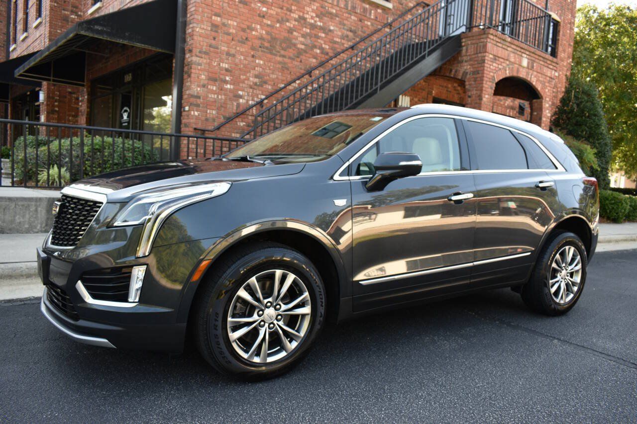 Used 2021 Cadillac XT5 Premium Luxury AWD/4WD image 2